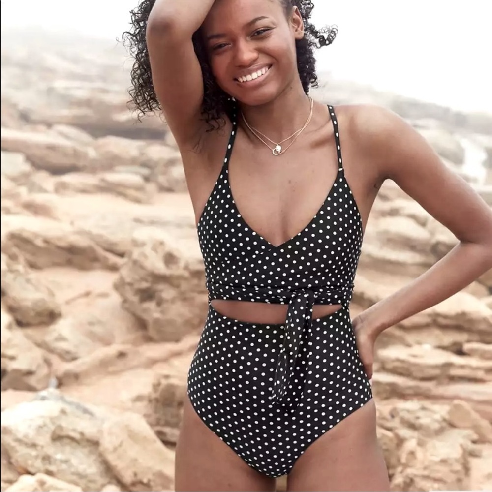 NWOT aerie polka dot wrap front bathing suit Medium LONG